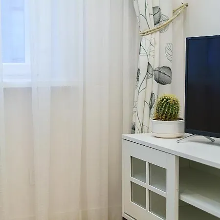 Modern Scandinavian Feeling-prime * Kaunas